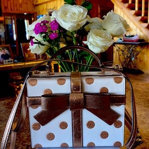 Adorable Kate Spade present shaped bag.